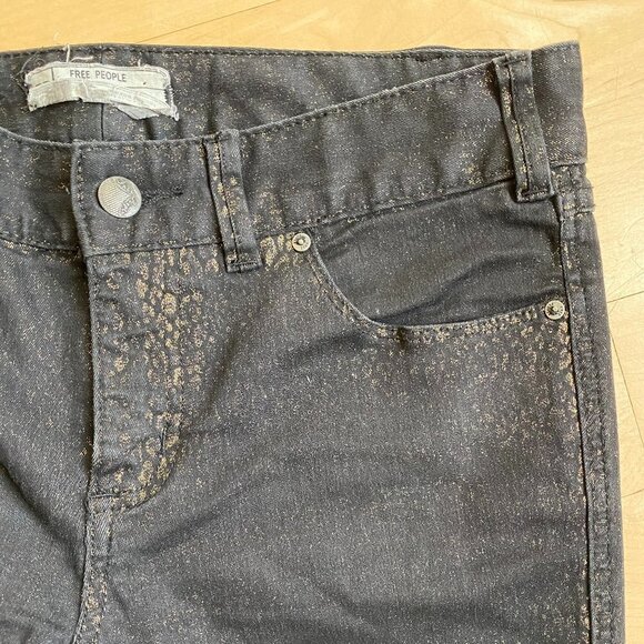 𝅺FREE People Jeans Sz 28 Black Gold Speck Skinny - Picture 3 of 6